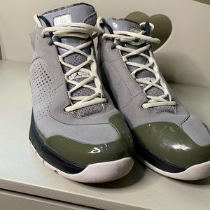 Green grey & black Derek Jeter Jordan’s
